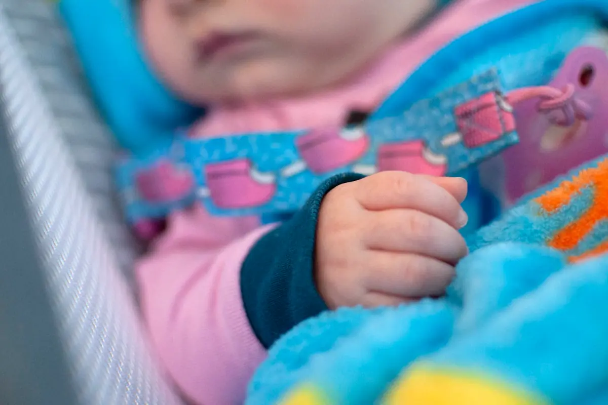 Voyage en voiture avec bébé : check-list, durée et conseils pratiques